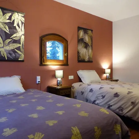 Maison Nature Au Coeur De Vichy: Confort, Proche De La Ville, Draps Inclus, Animaux Acceptes - Fr-1-489-414 Ferienhaus